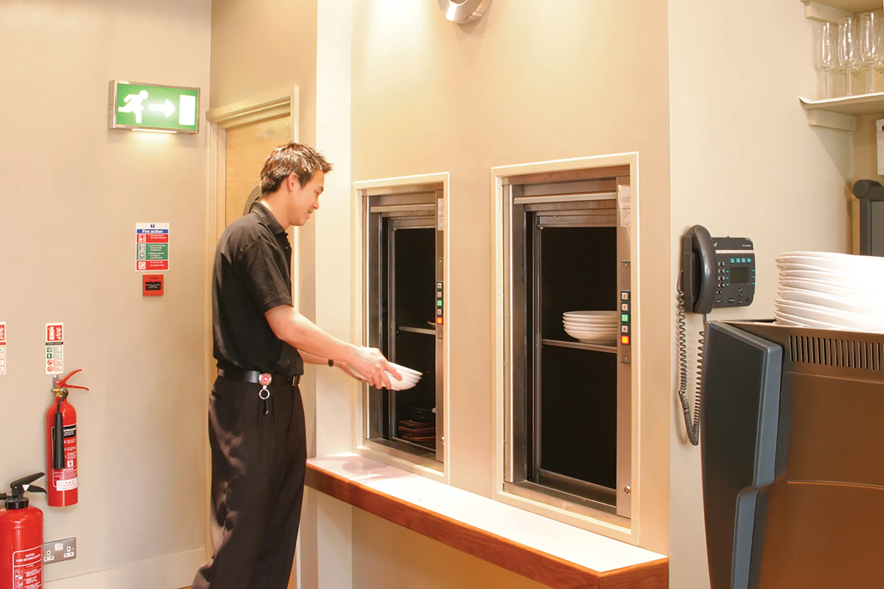  Dumb Waiter Elevator